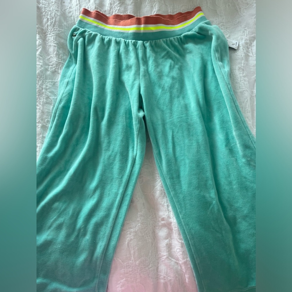 Lacoste velour culottes  cropped pants new